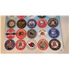 Image 5 : 10 1995-96 (66-67) Parkie Reproduction Coins – Set of 30 NHL Team Caps.