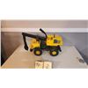 Image 1 : Tonka 1970s Mighty Excavator 21".