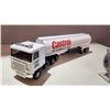 Image 3 : Castrol Chevy Titan Highway Truck + Oil Tanker 18" Metal.