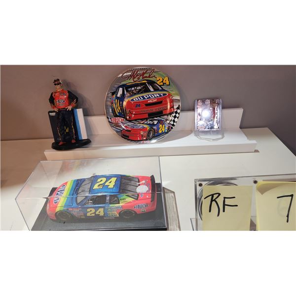 NASCAR Jeff Gordon 4-Pc Collector Set w/ Commemorative Plate, #24 Diecast 1/24 Scale