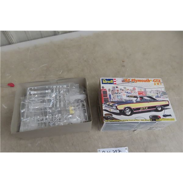 Revell Model Car Kit – Plymouth GTX – Vintage, Plus Three Die-Cast Vehicles