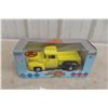 Image 1 : American Graffiti 1/24 Scale Die-Cast Truck