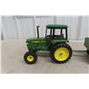 Image 2 : Ertl John Deere Tractor and Wagon Combine – 19" Long – 1/18 Scale