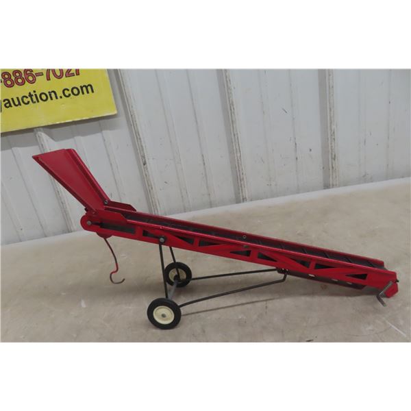 Ertl Metal-and-Rubber Crawler – 10" Long – Older Model with USA Star Marking