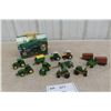 Image 1 : John Deere Lunch Kit Pail with 1/64 Tractor Farm Set and Trailer