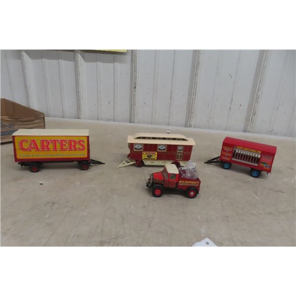 Corgi Carter Circus Die-Cast Truck and Trailer Caravan (4" and 5 1/8")