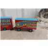 Image 5 : Corgi Chipperfields Circus Truck and Trailer – 7" Long