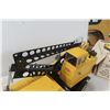 Image 4 : Tonka Crane Truck with Clam Bucket and Box, Clean