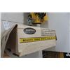 Image 9 : Tonka Crane Truck with Clam Bucket and Box, Clean