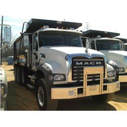 2007 MACK CTP713 TRI-AXLE DUMP