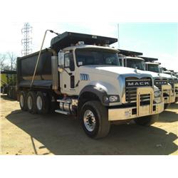 2007 MACK CTP713 TRI-AXLE DUMP
