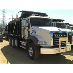 2007 MACK CT713 TRI-AXLE DUMP