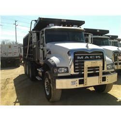 2007 MACK CTP 713 TRI-AXLE DUMP