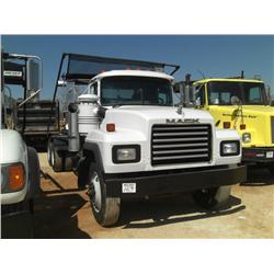 1998 RD690S T/A ROLLOFF