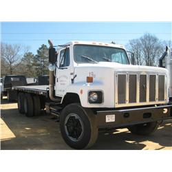 INTERNATIONAL S2654 T/A FLATBED