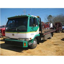 2001 UD NISSAN S/A ROLLBACK