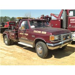 1989 FORD SUPER DUTY S/A WRECKER