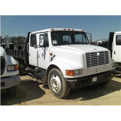 1993 INTERNATIONAL 4700 S/A CREWCAB FLATBED