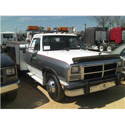 1992 DODGE RAM 350 S/A SERVICE TRUCK