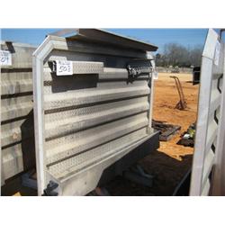 ALUMINUM HEADACHE RACK