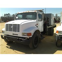 INTERNATIONAL S/A FUEL & LUBE TRUCK