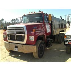 1991 FORD L8000 T/A WATER TRUCK