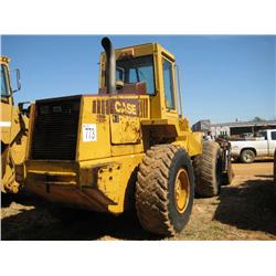 CASE 621 WHEEL LOADER