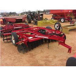 INT 9' DISC HARROW