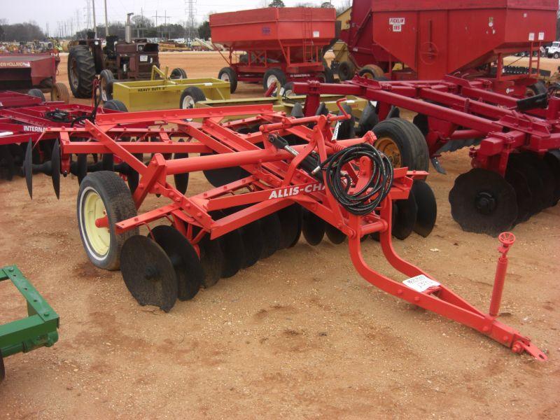 ALLIS CHALMERS 8' DISC HARROW J.M. Wood Auction Company, Inc.