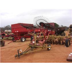 HAY RAKE W/CADDY