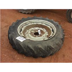 13.6R-36 TRACTOR TIRE & WHEEL