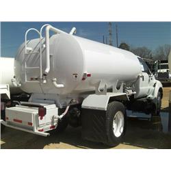 2001 FORD F750 S/A WATER TRUCK