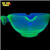 Image 1 : Vintage Uranium Glass Mixing Bowl