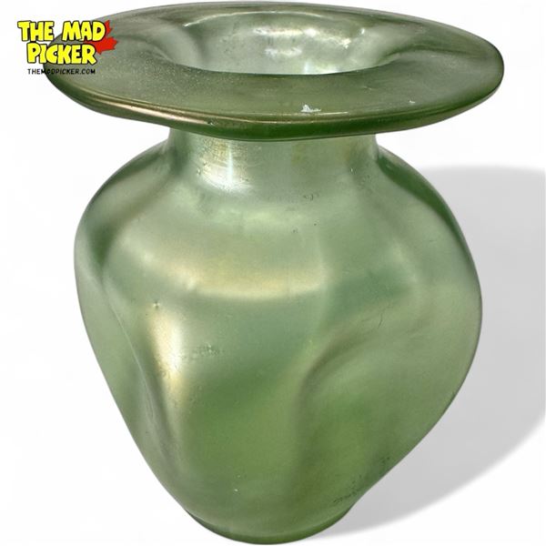 Vintage Loetz Art Nouveau Green Art Glass Vase