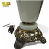 Image 2 : Vintage Moorcroft Table Lamp With Floral Motif