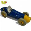 Image 2 : Vintage Dinky Toys Ferrari #234 Die Cast Race Car