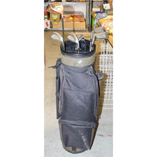 ASSORTED GOLF CLUBS IN BAG