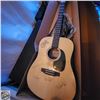 Image 1 : BRETT KISSEL SIGNED ACOUSTIC GUITAR
