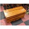 Image 2 : SOLID WOOD STORAGE CHEST 32" X 14.5" X 16"