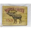 Image 1 : MOOSE GREEK INN & BAIT SHOP, WOOD