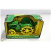 Image 2 : ERTL JOHN DEERE MODEL D DIECAST TRACTOR MODEL