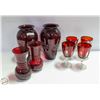 Image 1 : 8 PIECES OF VINTAGE RUBY GLASS