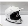 Image 1 : NEW PHX ZONE 3 HELMET GLOSS WHITE YOUTH