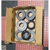 Image 1 : 12 ROUND HAND MADE METAL BRACKETS