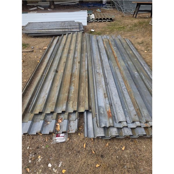 *OFFSITE* LARGE LOT OF SIDING TRIMMER AND MORE