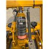 Image 2 : PERFORMANCE TOOL MULTI-PURPOSE LIFT - WORKS!