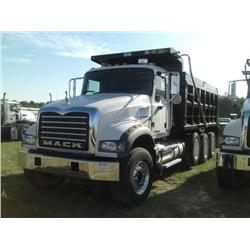 2009 MACK GU713 TRI-AXLE DUMP