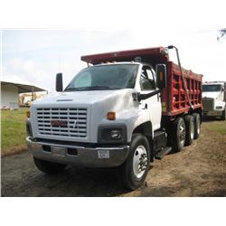 2005 GMC C8500 TRI-AXLE DUMP