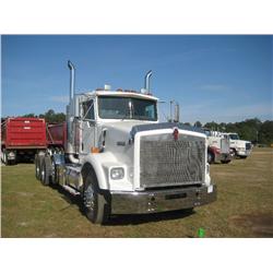 2005 KENWORTH  T800 TRI-AXLE TRUCK TRACTOR