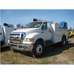 2008 FORD F750 SERVICE TRUCK